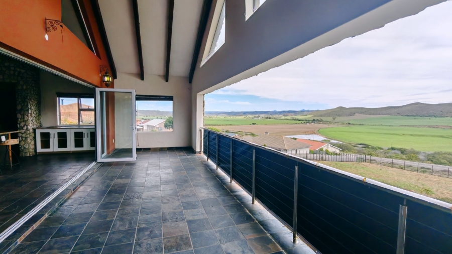 3 Bedroom Property for Sale in Reebok Western Cape